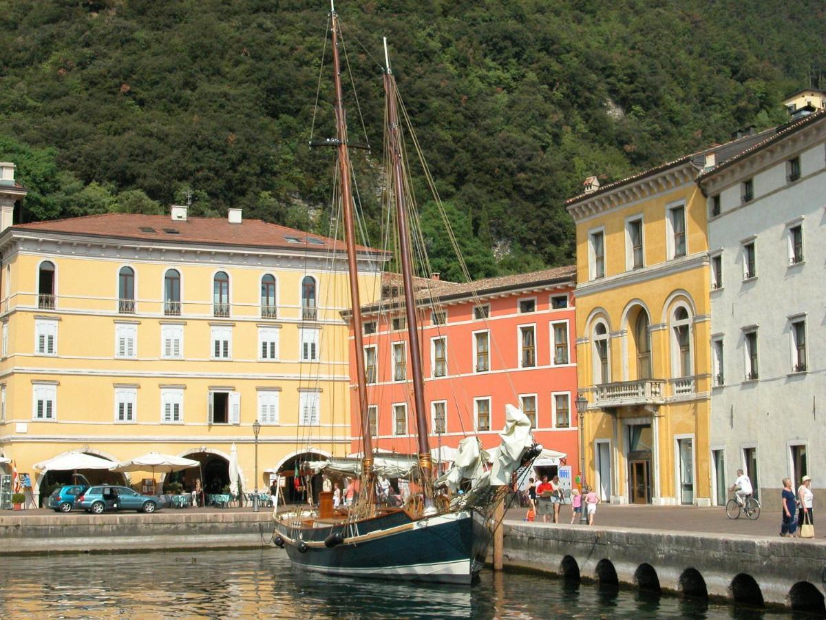 Spiaggia Residence Riva del Garda Exteriör bild